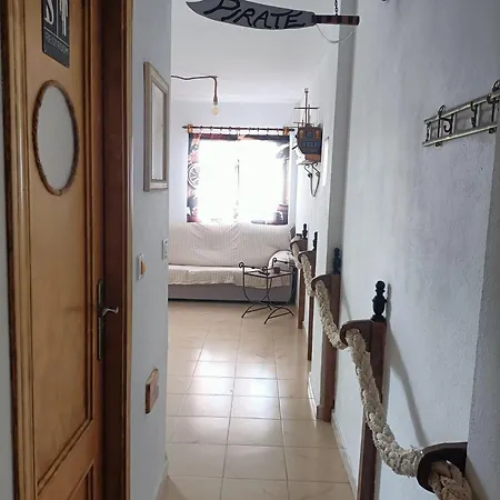 Ocean Pirate Apartment